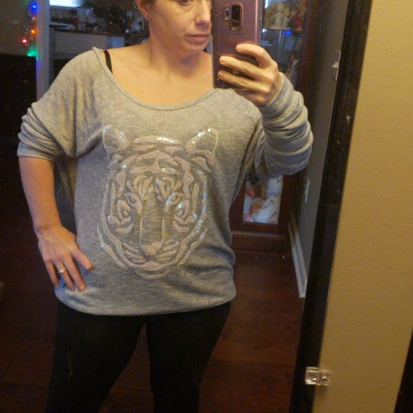 Aeropostale Sweaters - Areopostle sweater